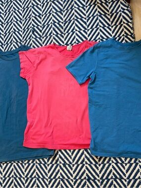 Bundle of three Short Sleeve Crew Neck Tee Shirts